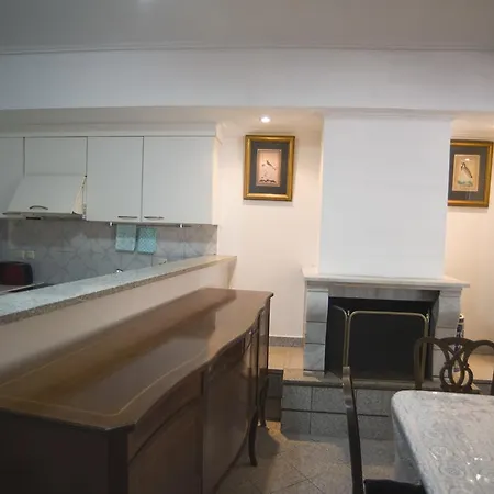 Karya Central House